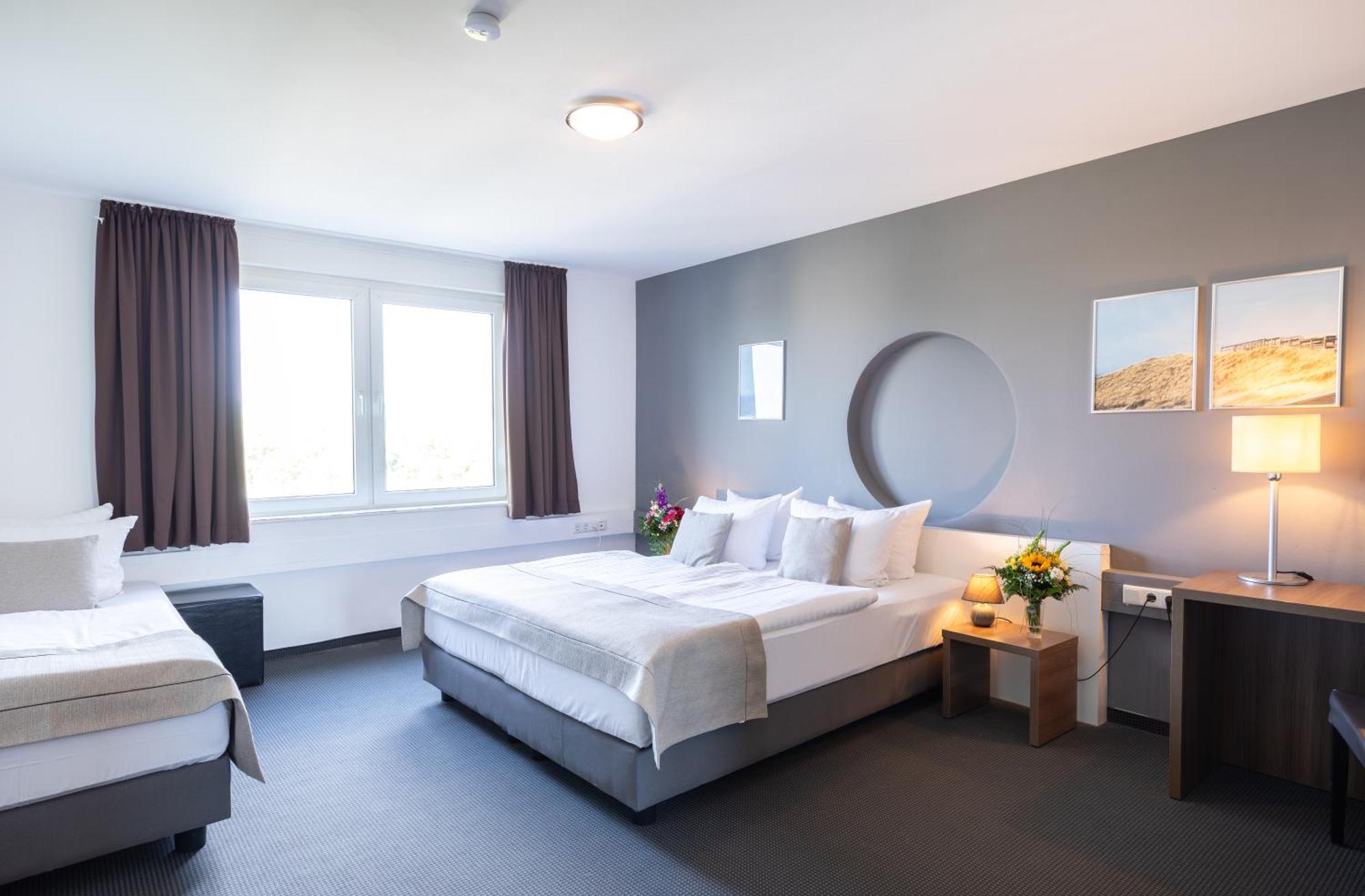 Standard Triple Room,1608300001:JPEG